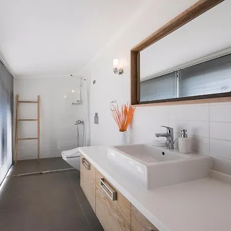 فيلة Pirlanta, Kalkanvilla