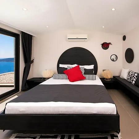 فيلة Pirlanta, Kalkanvilla كالكان