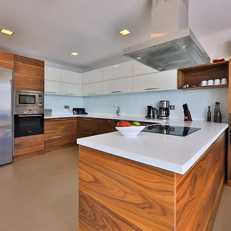 Pirlanta, Kalkanvilla فيلة