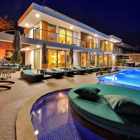 فيلة Pirlanta, Kalkanvilla