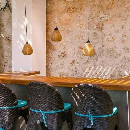 فيلة Pirlanta, Kalkanvilla *