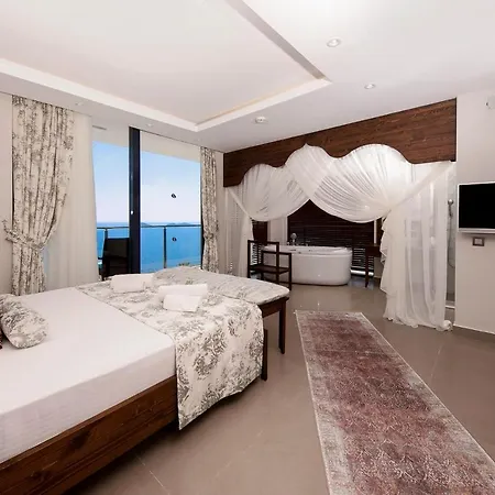 Pirlanta, Kalkanvilla كالكان