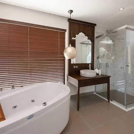 فيلة Pirlanta, Kalkanvilla