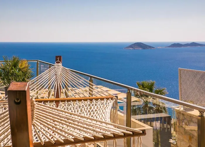 ヴィラ Pirlanta, Kalkanvilla *