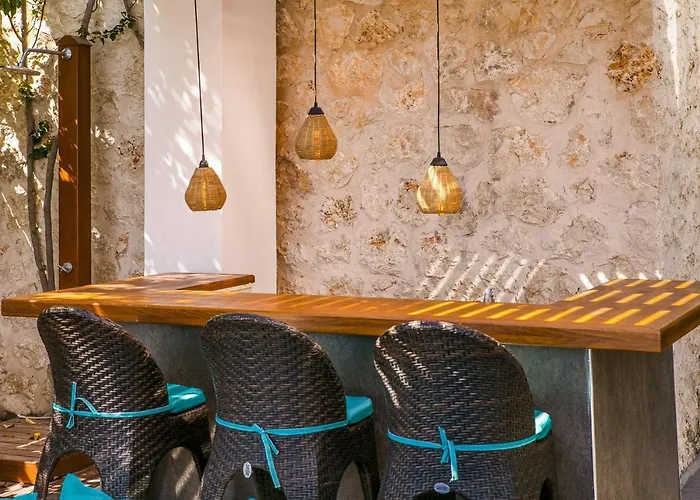 ヴィラ Pirlanta, Kalkanvilla *