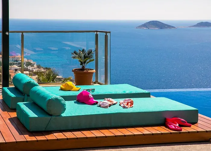 Pirlanta, Kalkanvilla ヴィラ